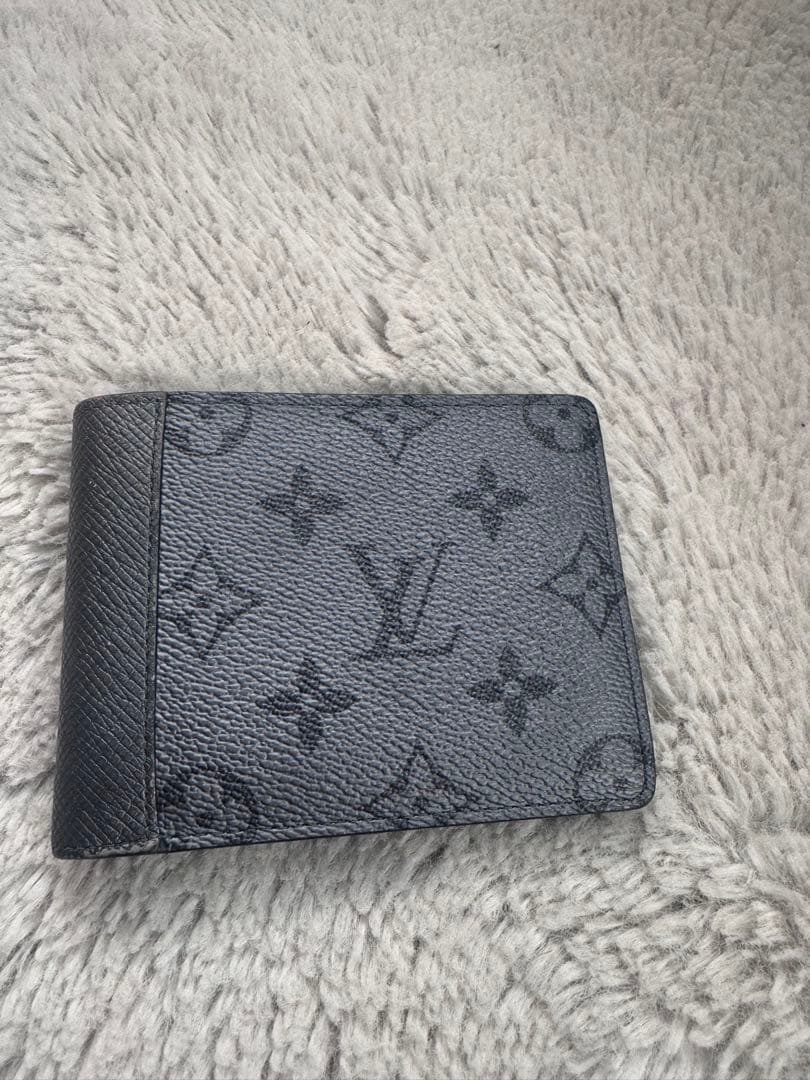 Louis Vuitton 二つ折り財布 グレー系