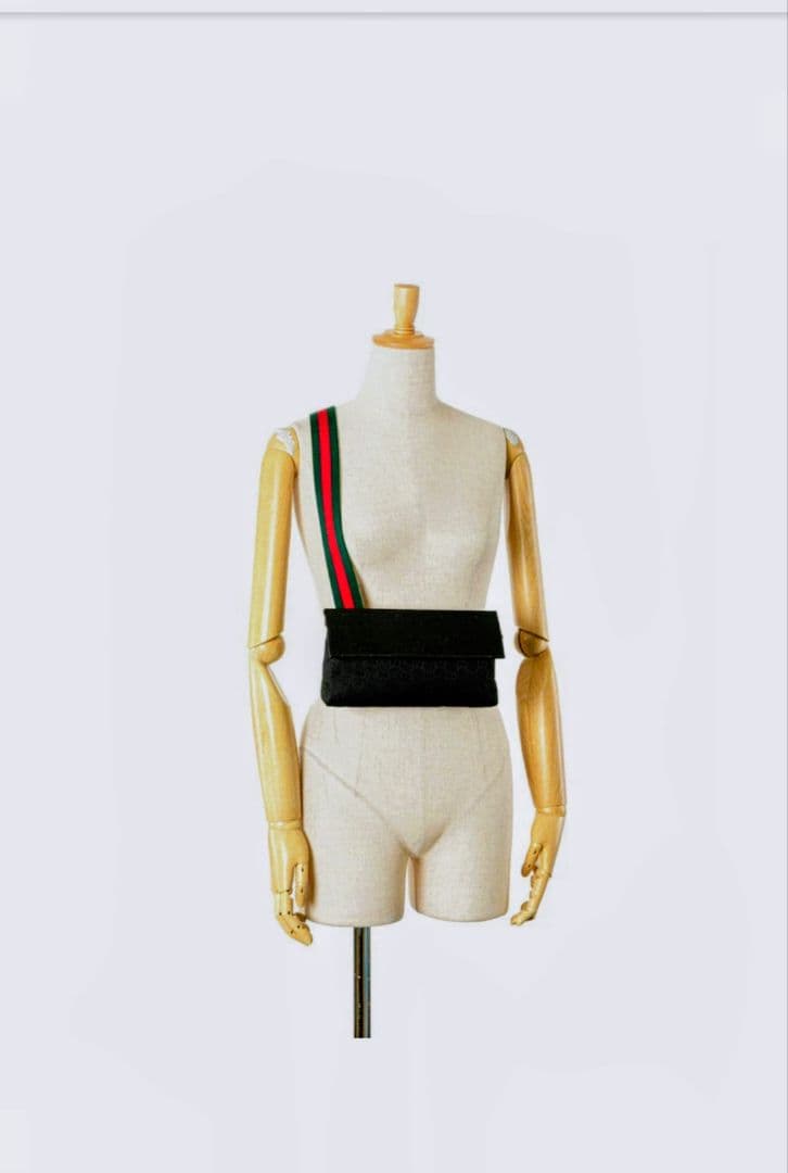 GUCCI ボディバッグ ブラック