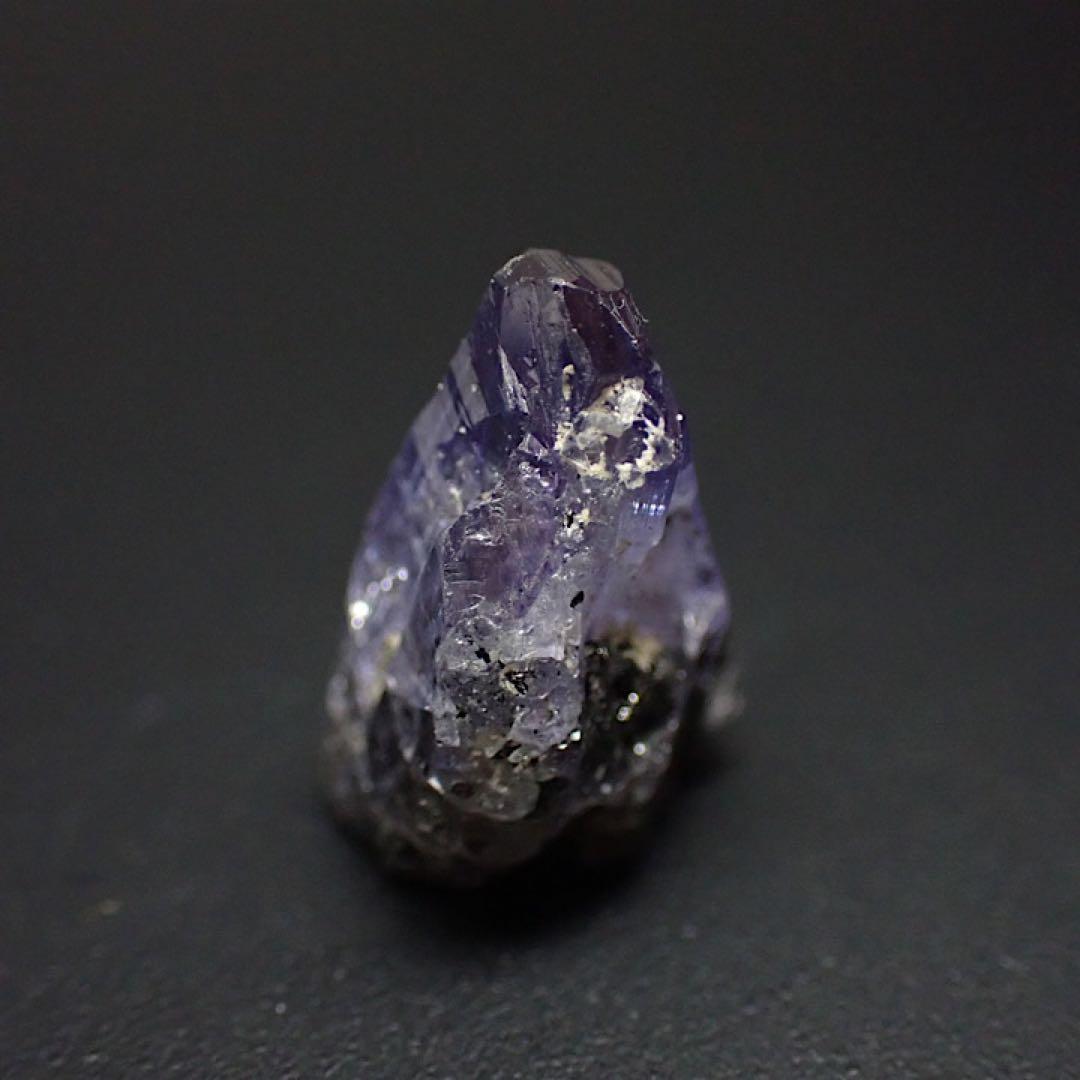 【タンザニア/メレラニ産】タンザナイト結晶