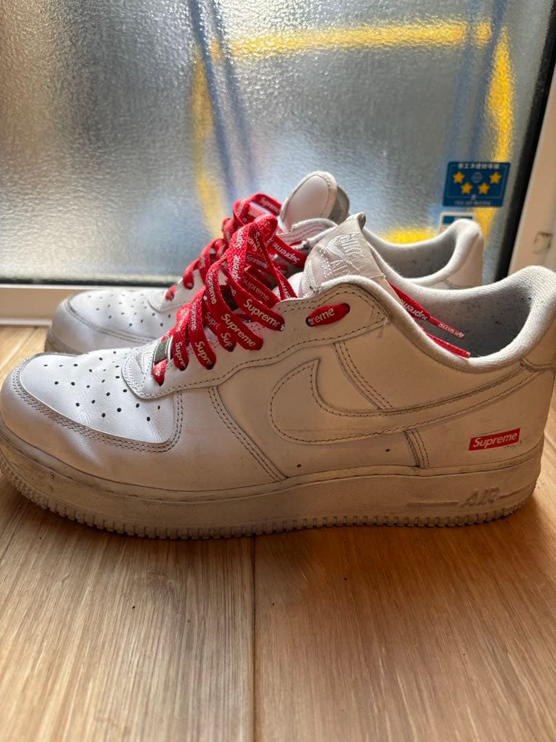 Nike Air Force 1 ホワイト Supremeシューレース付き