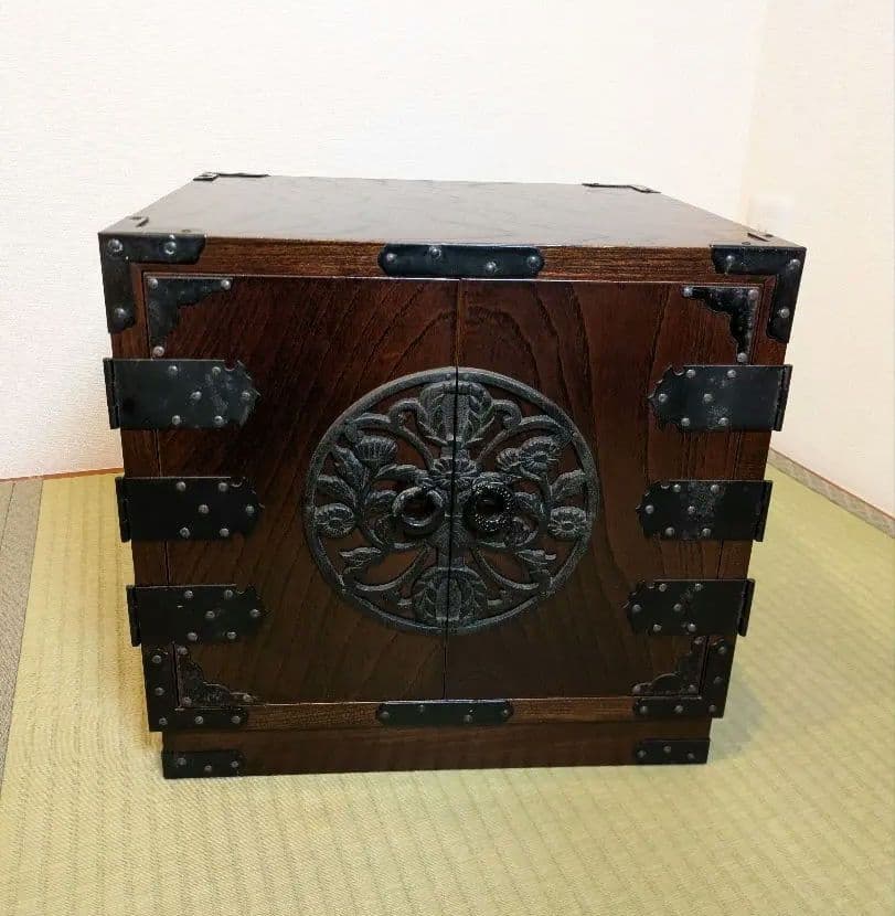 和箪笥 小箪笥 鉄金具 チェスト 整理タンス アンティーク