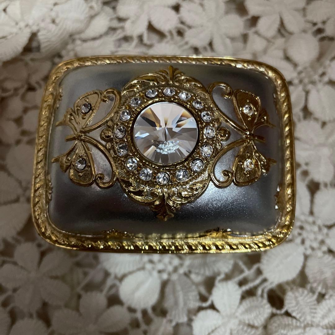 オルゴール堂　シルバー　エーデルワイス　蝶々