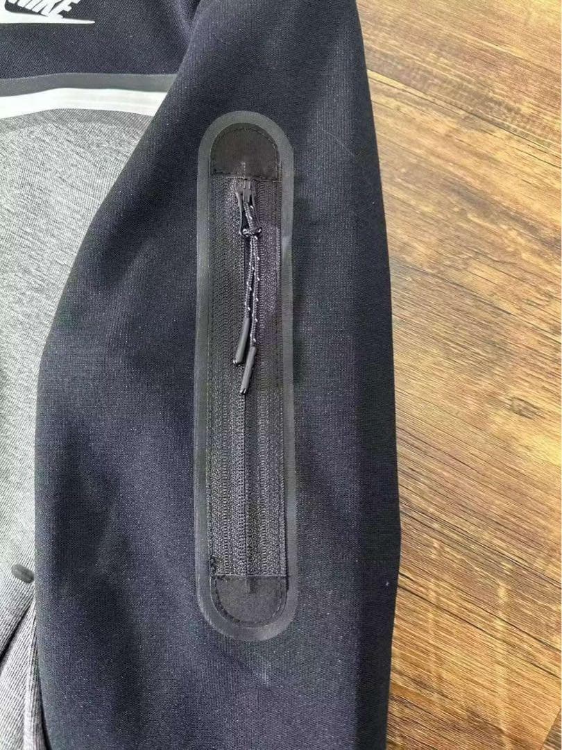 NIKE テックフリース フーディ 黒×グレー L