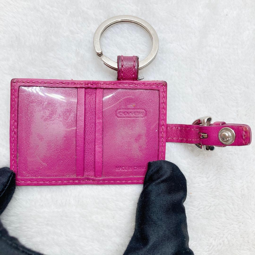 小物 Coach Signature Picture Charm pink y2k