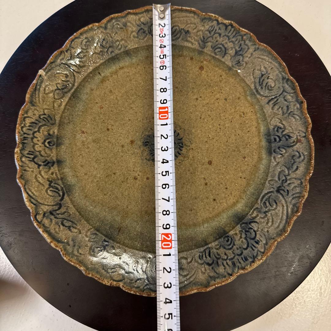 イムサエムさんのお皿 欠けあり1箇所 装飾的な青茶色の陶器皿