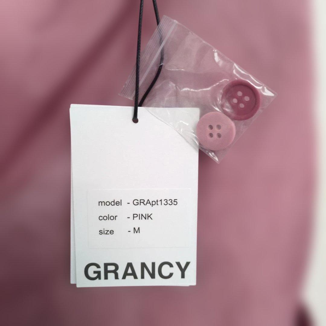 GRANCY　新品タグ付き　Mサイズ　ボタンレイヤードデザインナイロンパンツ