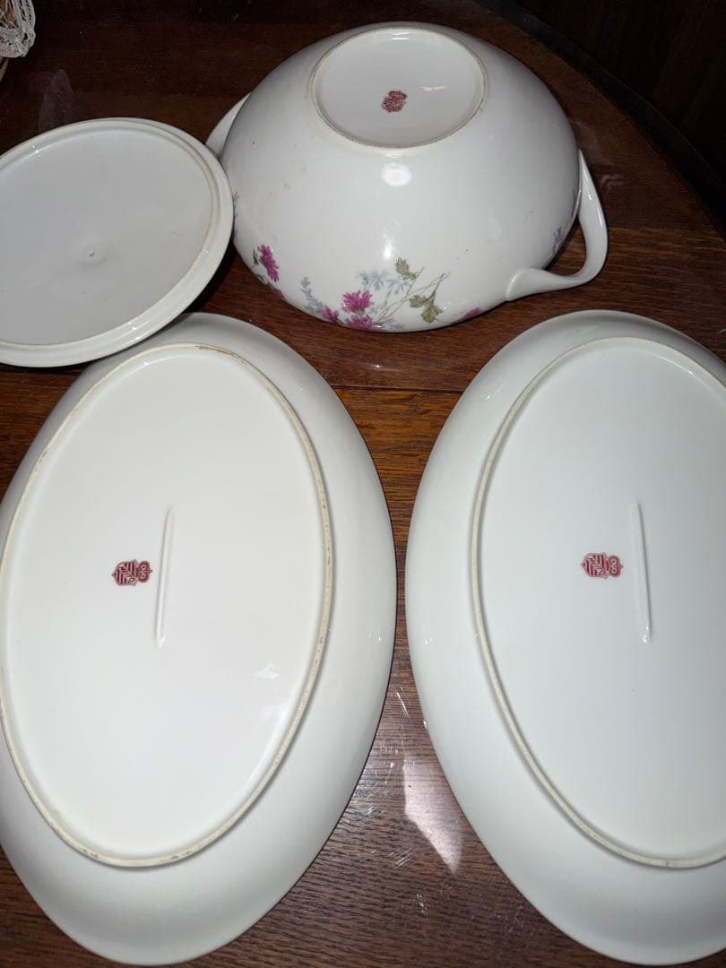 HOYA 昭和３０年初期　　骨董品retina 花柄　フタ付きルー皿と深皿2枚