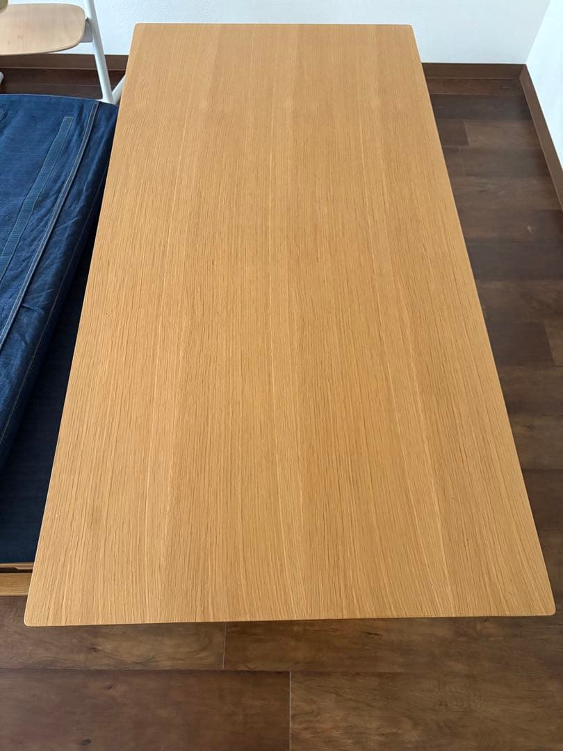 【送料込み】無印　リビングでもダイニングでも使えるテーブル