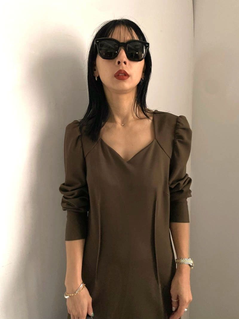 ワンピース PENTAGON NECK FOLD HEM DRESS ameri