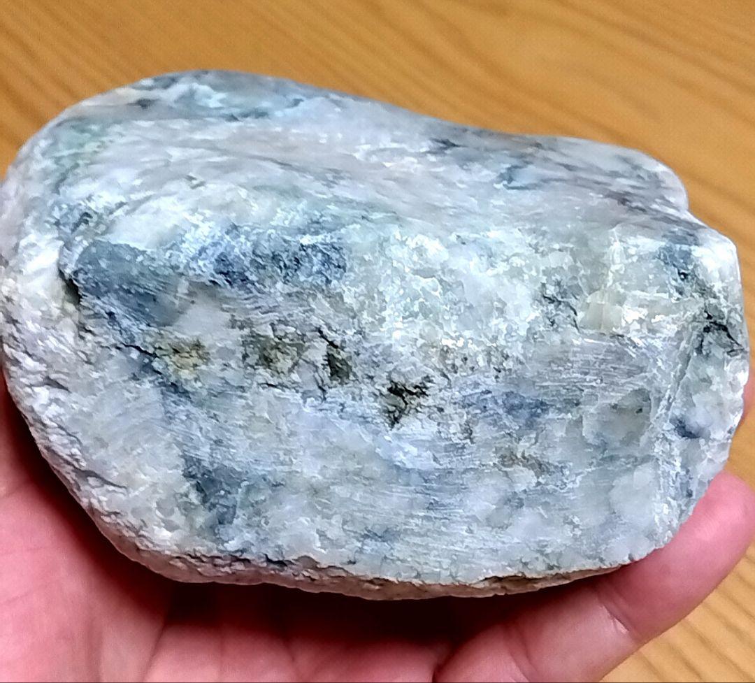 ★翡翠原石★糸魚川転石硬玉【横川・川ズレ青・化粧磨き2.3kg】