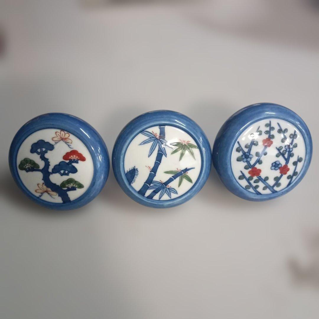 6074）源右衛門　松竹梅　陶器 陶製取手 ドアノブ コート掛け　有田焼 色絵