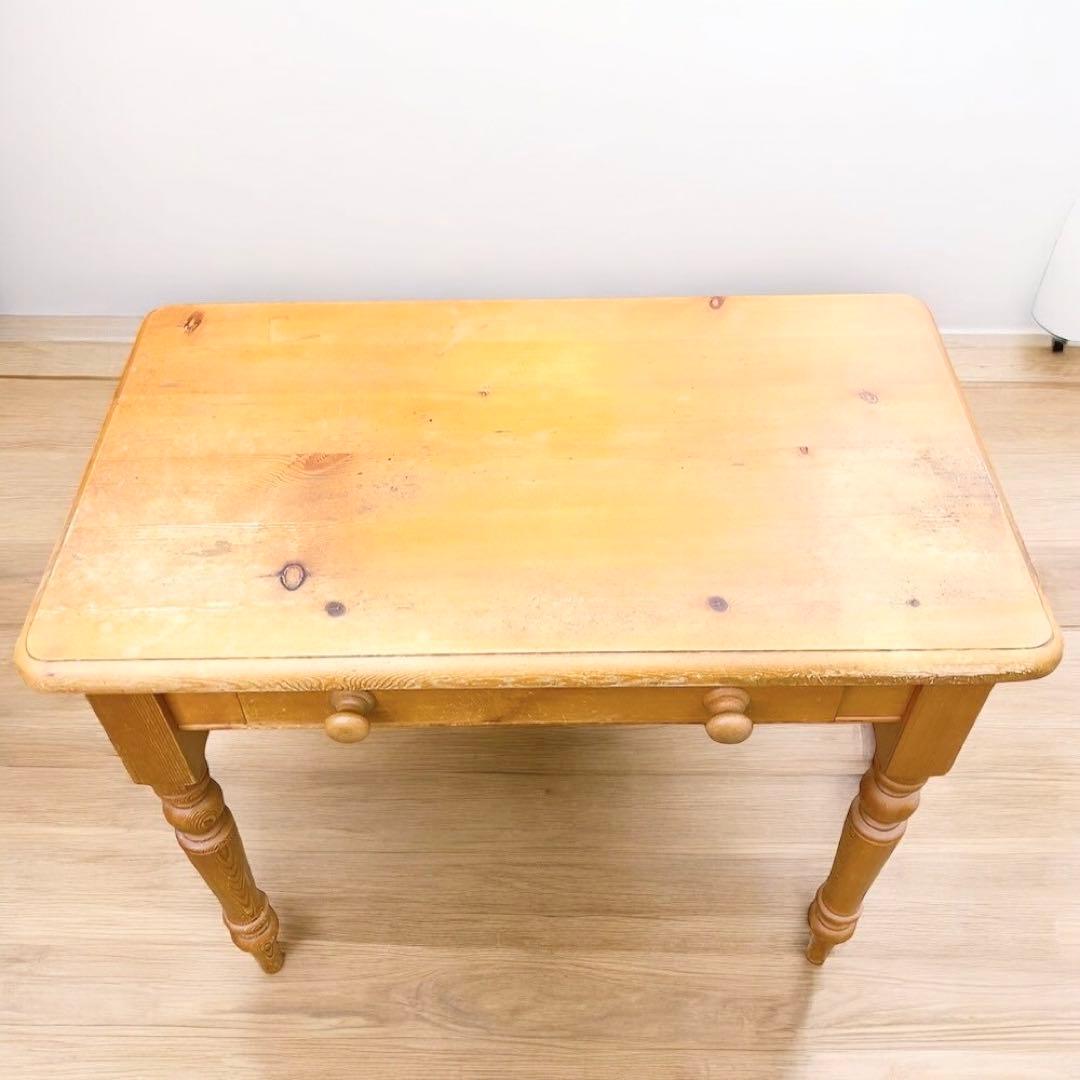 ペニーワイズ　家具　パイン無垢材　デスク