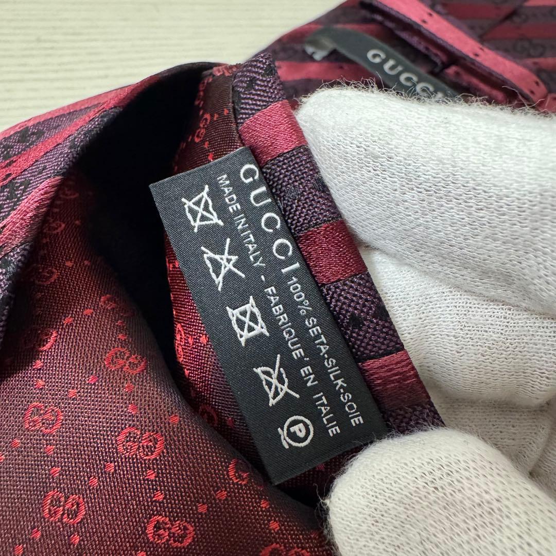 【新品同様】GUCCI グッチ ネクタイ　パープル×ボルドー　GG ストライプ