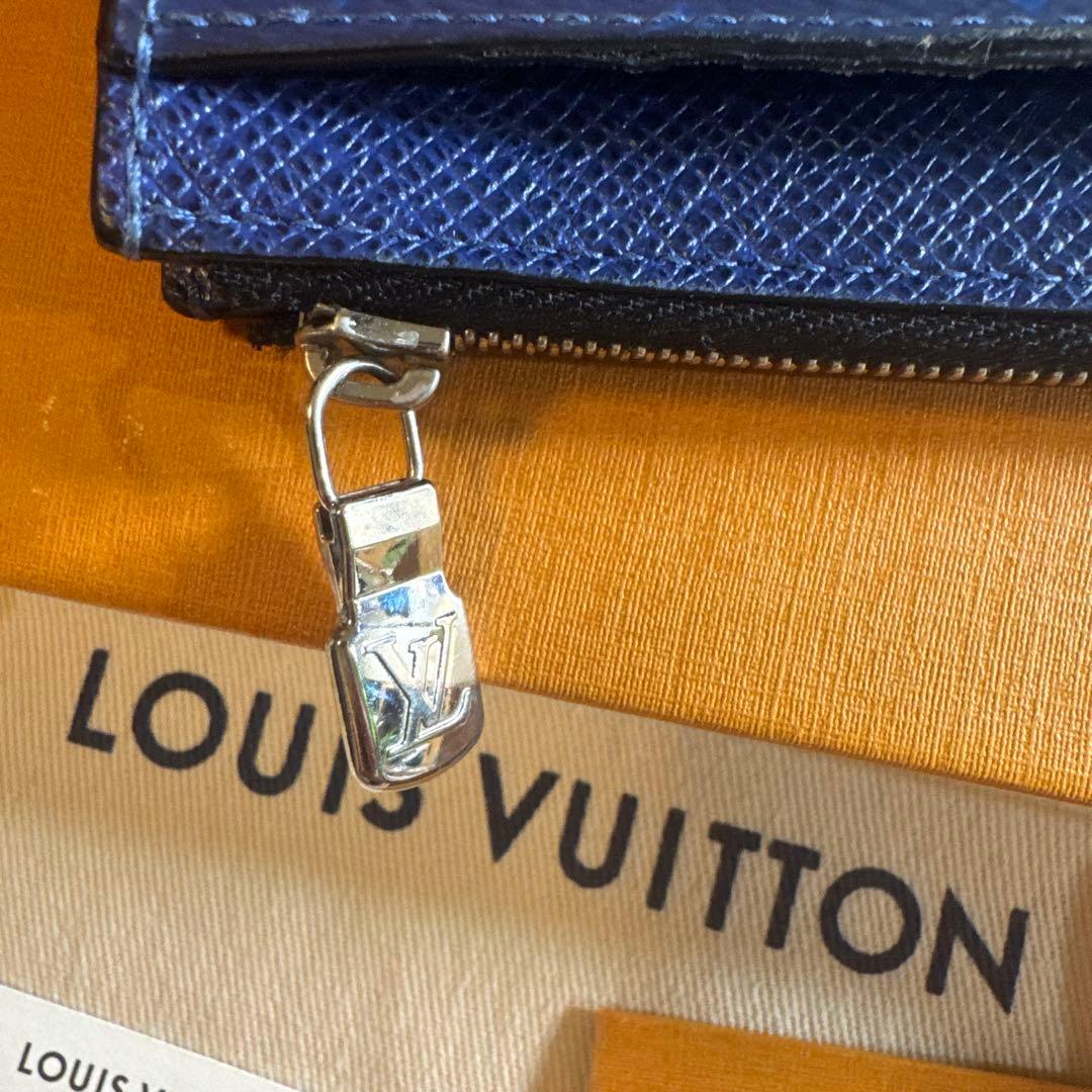Louis Vuitton ネイビー カード・ホルダー