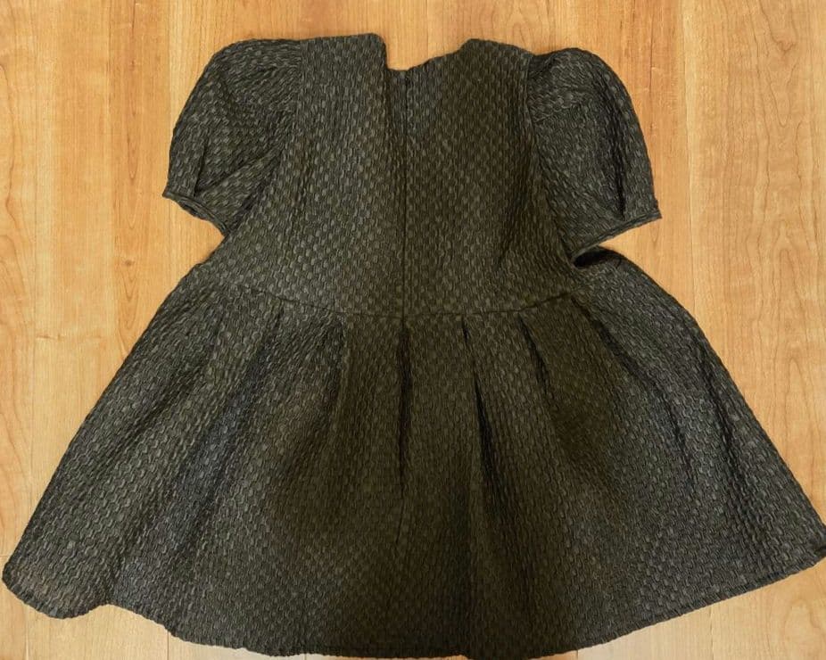 最終価格です❗(美品❗)ボウエー可愛いトップス　M