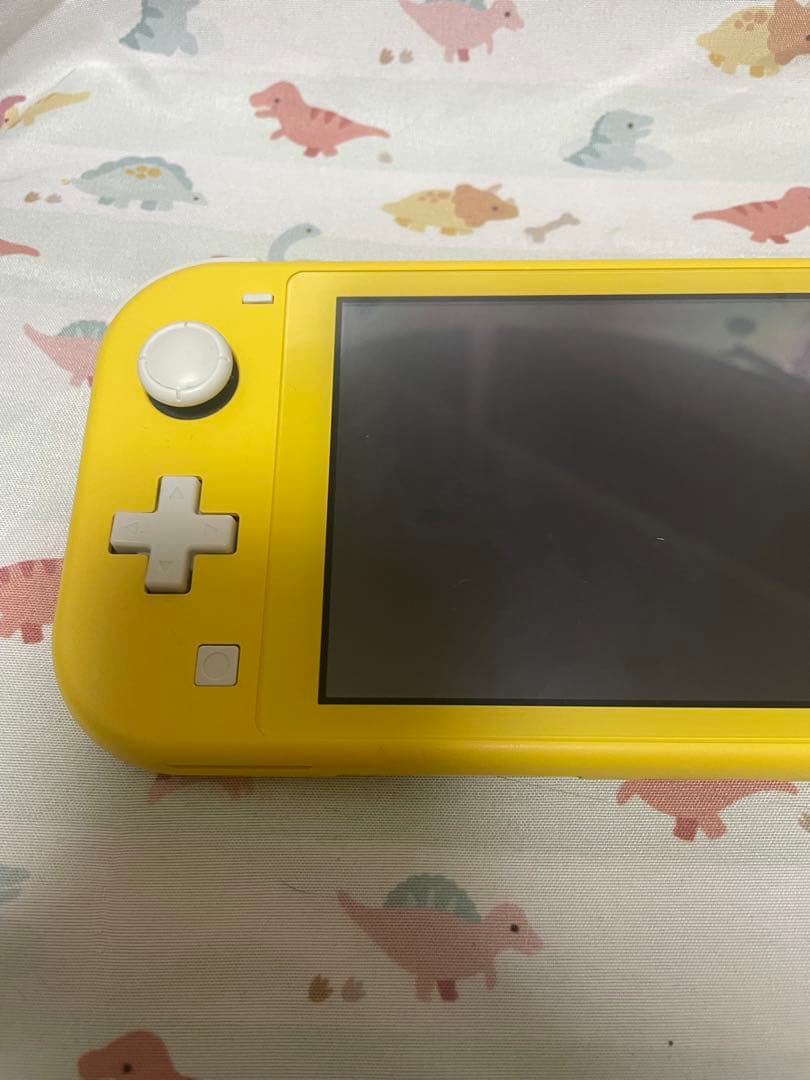 Switch ライト　本体　イエロー