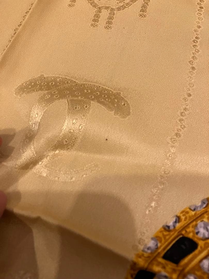 カルティエ パンテール シルク イタリア　ロゴ 大判スカーフ ストール