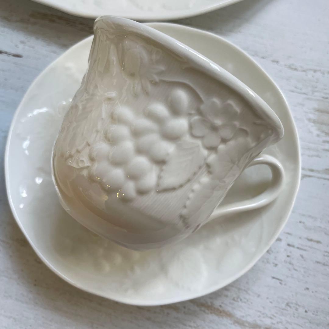 新品ブランド箱入り /ストロベリー＆バイン食器5点のペアセット