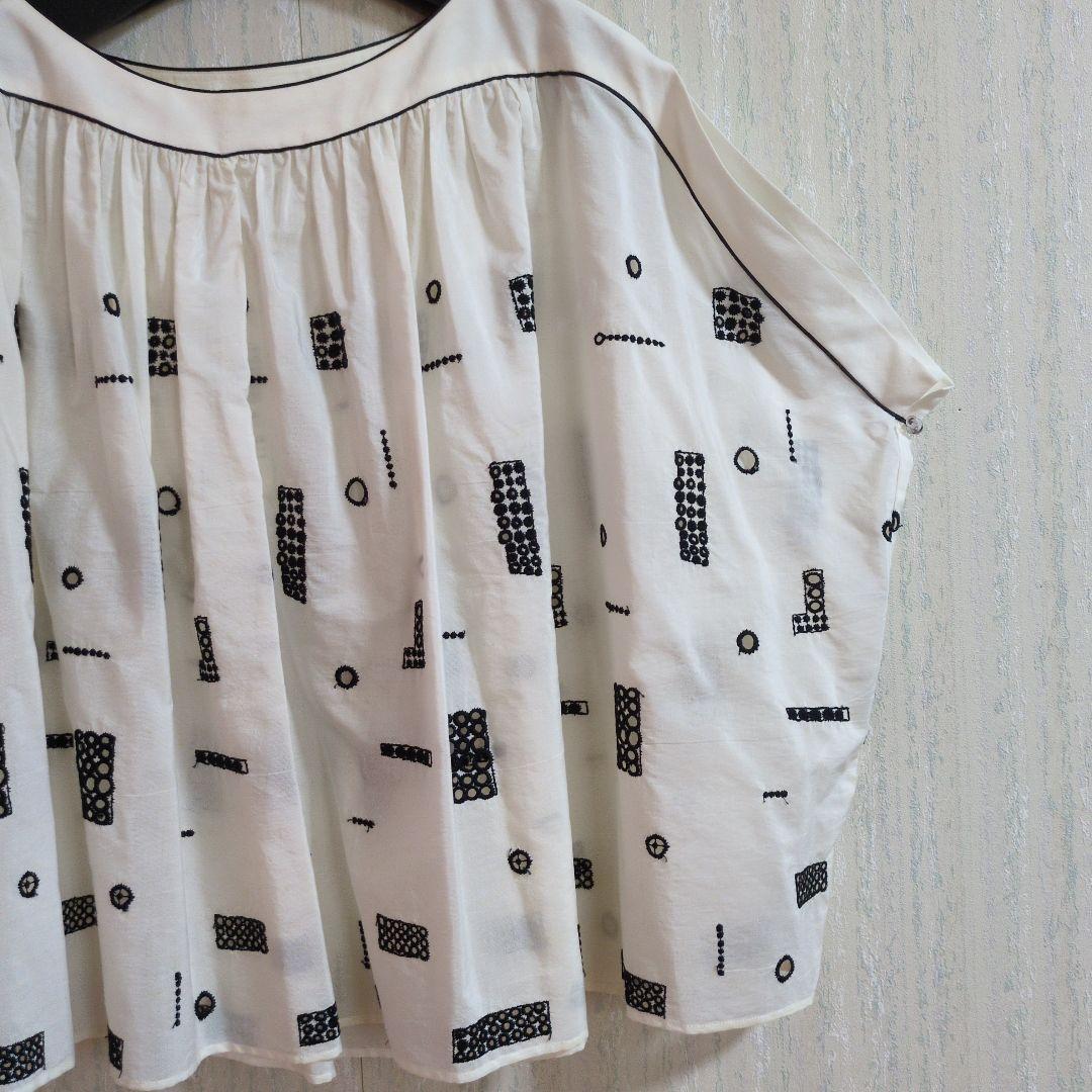 ミナペルホネン　シルク混pieceブラウス