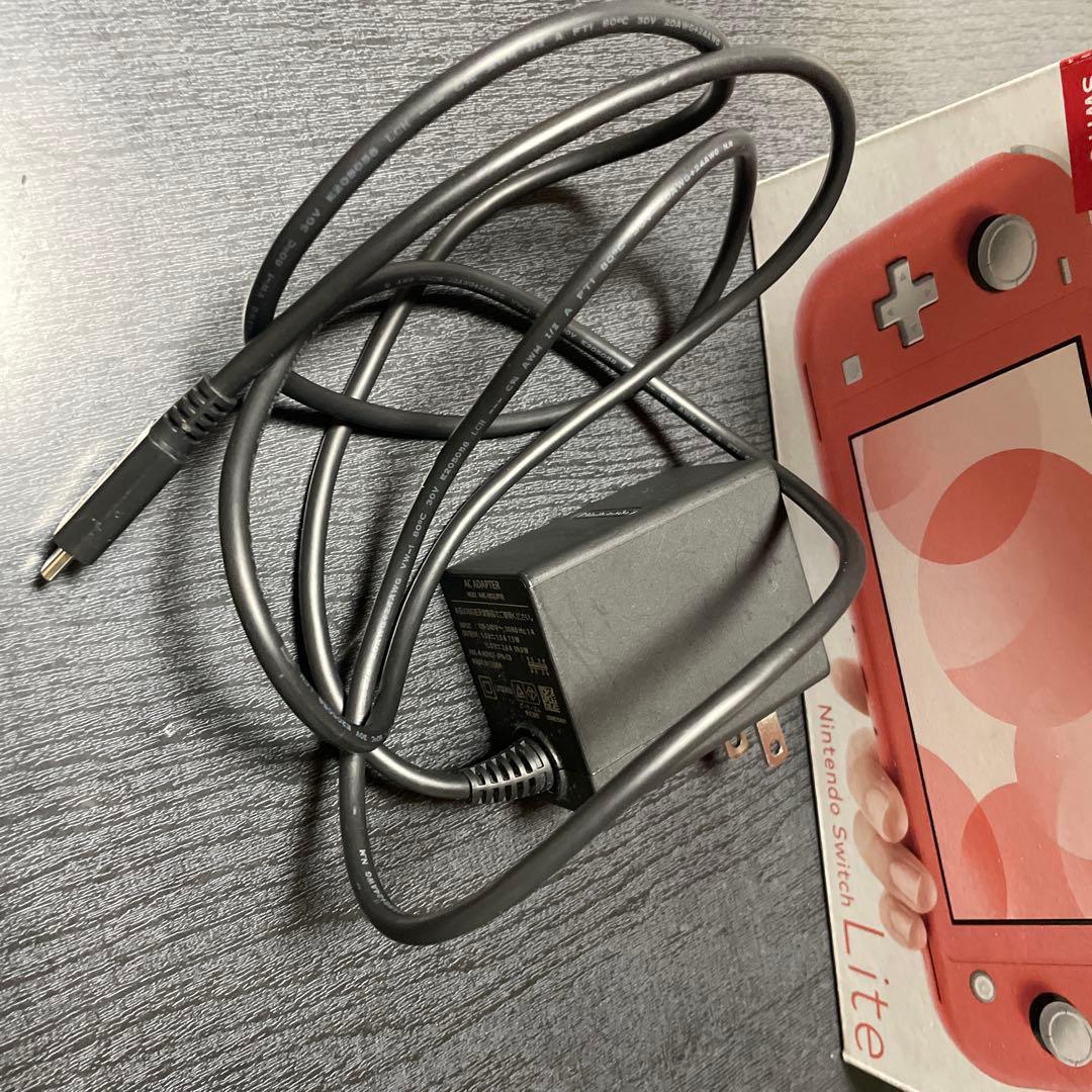 Nintendo Switch Lite 　本体　ピンク、充電器・箱付き