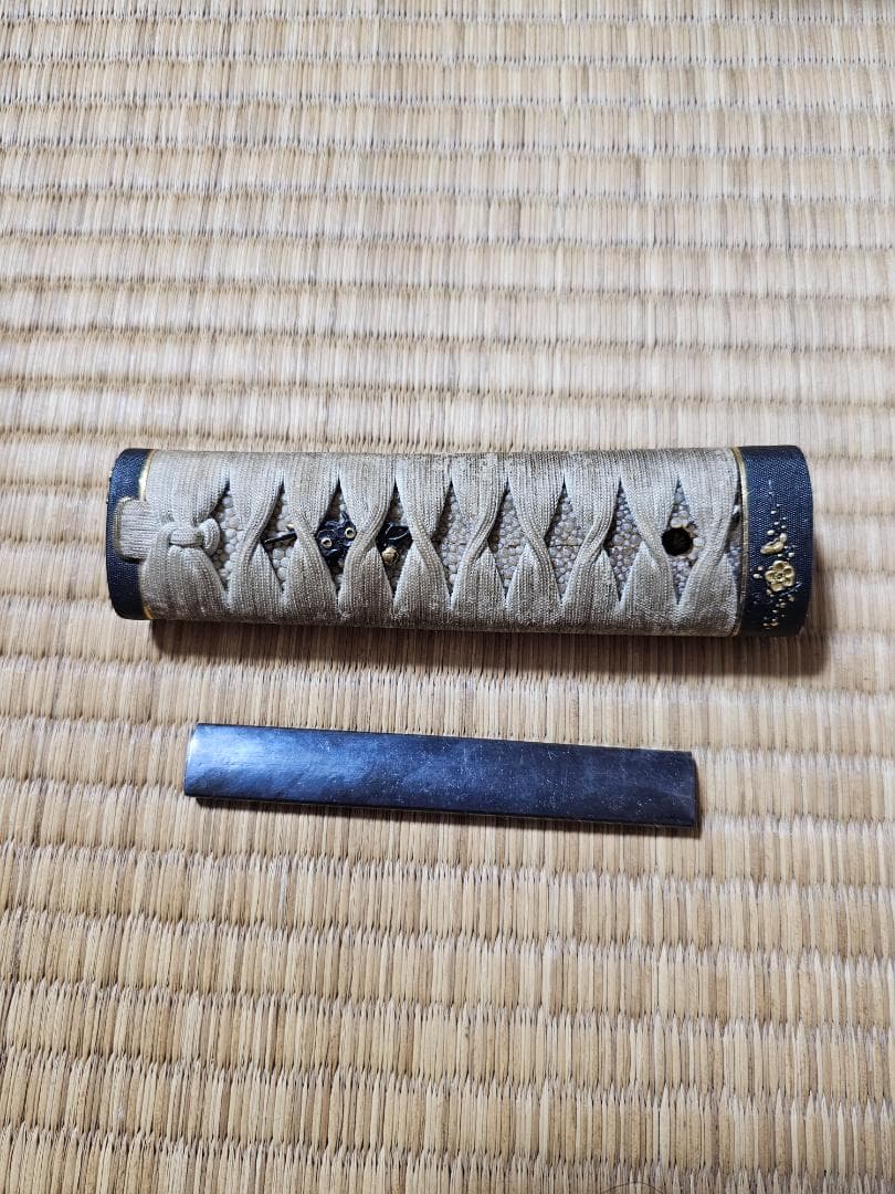 コ*ー様 追加写真あり 江戸時代 短刀の束と笄と鞘 小束 小刀 梅に鶯