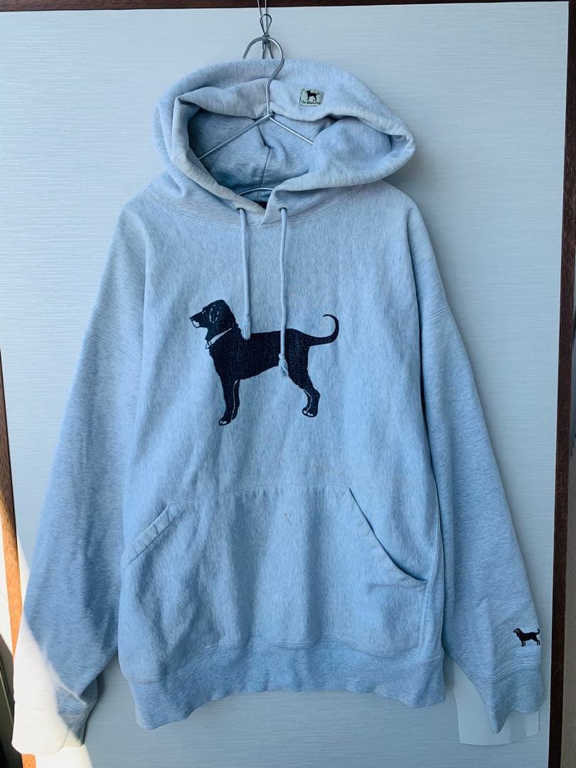 Black dogパーカー