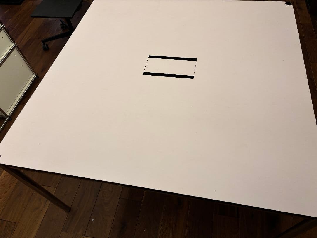 USMハラー　テーブル（配線開孔フタ付）