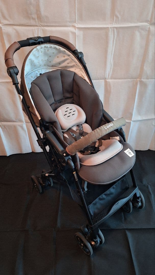 Combi ベビーカー スゴカルα　4キャスcompactエッグショック　美品