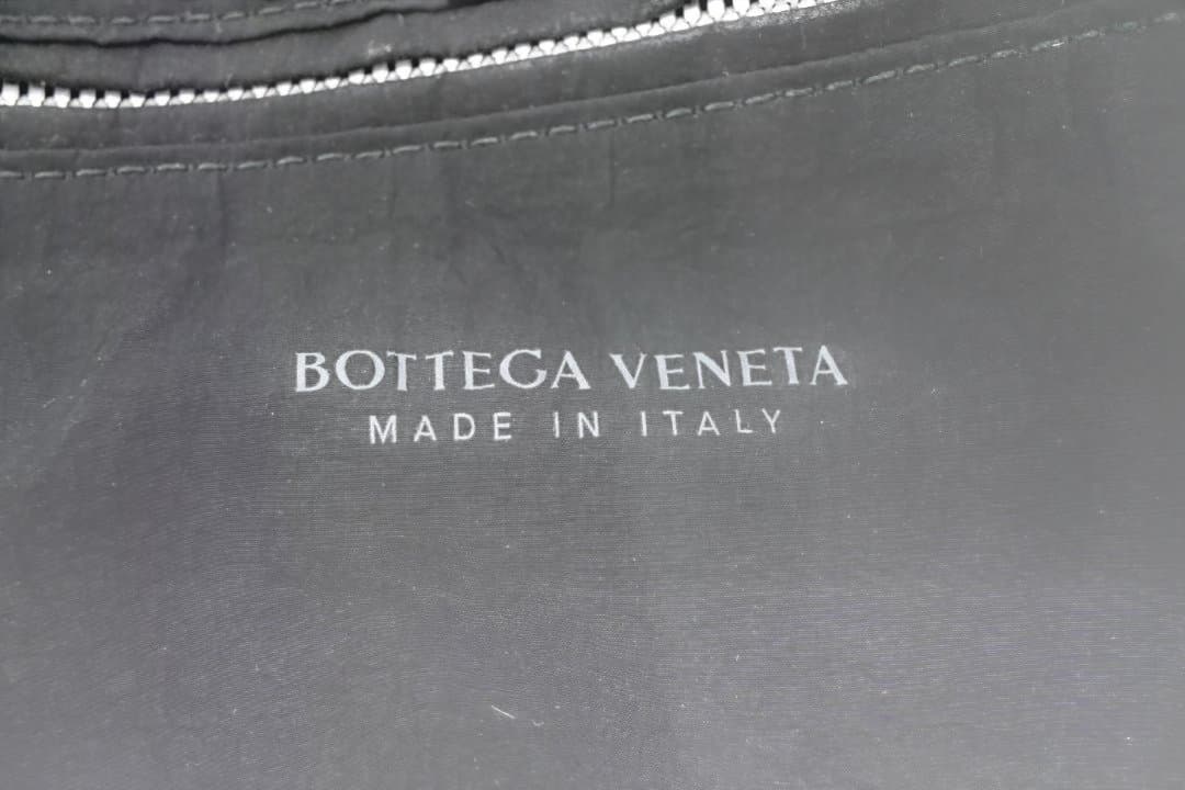 Bottega veneta　ボッテガヴェネタ　レザー　トートバッグ　ブラック