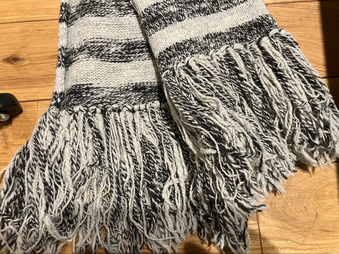 マルタンマルジェラ　マフラー　⑩