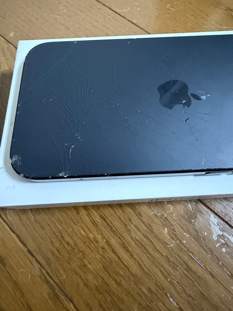 iPhone 15 ブラック 本体 箱付き