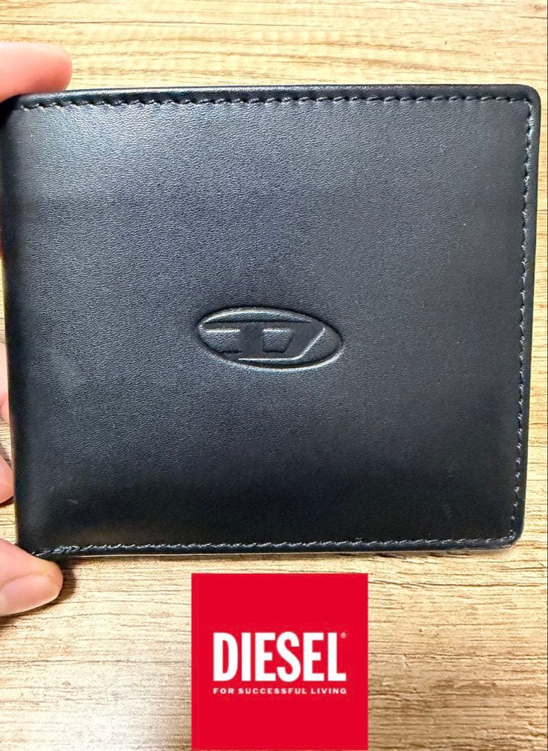 美品！　DIESEL ブラック 二つ折り財布