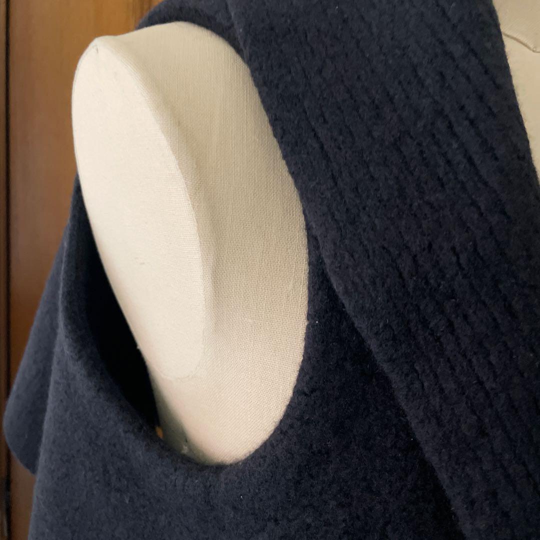 ザロウTHE ROWのニット　ジレ　ストールとしても