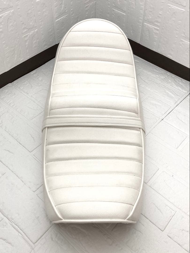 GS400 ホワイトレザー タックロールシート（あんこ抜き)