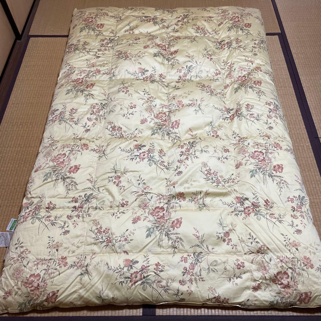美品 羽毛布団 西川リビング ゴア