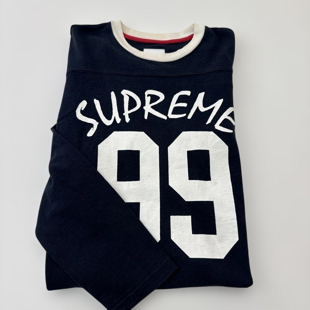 シュプリームロゴロンtシャツ厚手