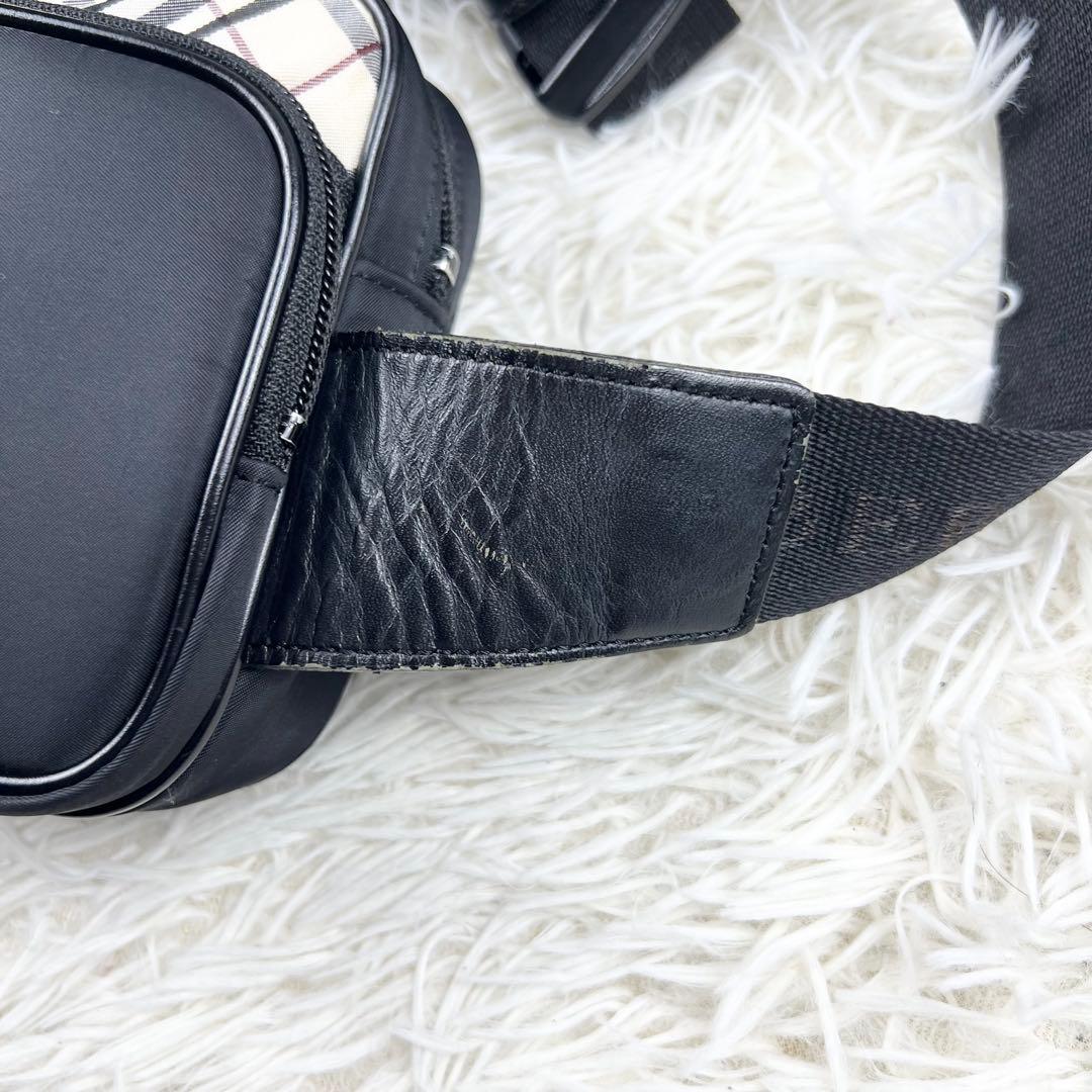 バーバリー ノバチェック　ボディバッグ　ショルダー 斜め掛け　Burberry