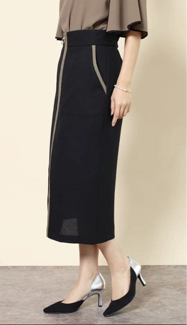 美品　フェンネル　フロントジップナロースカート　タイトスカートリネンライク　黒