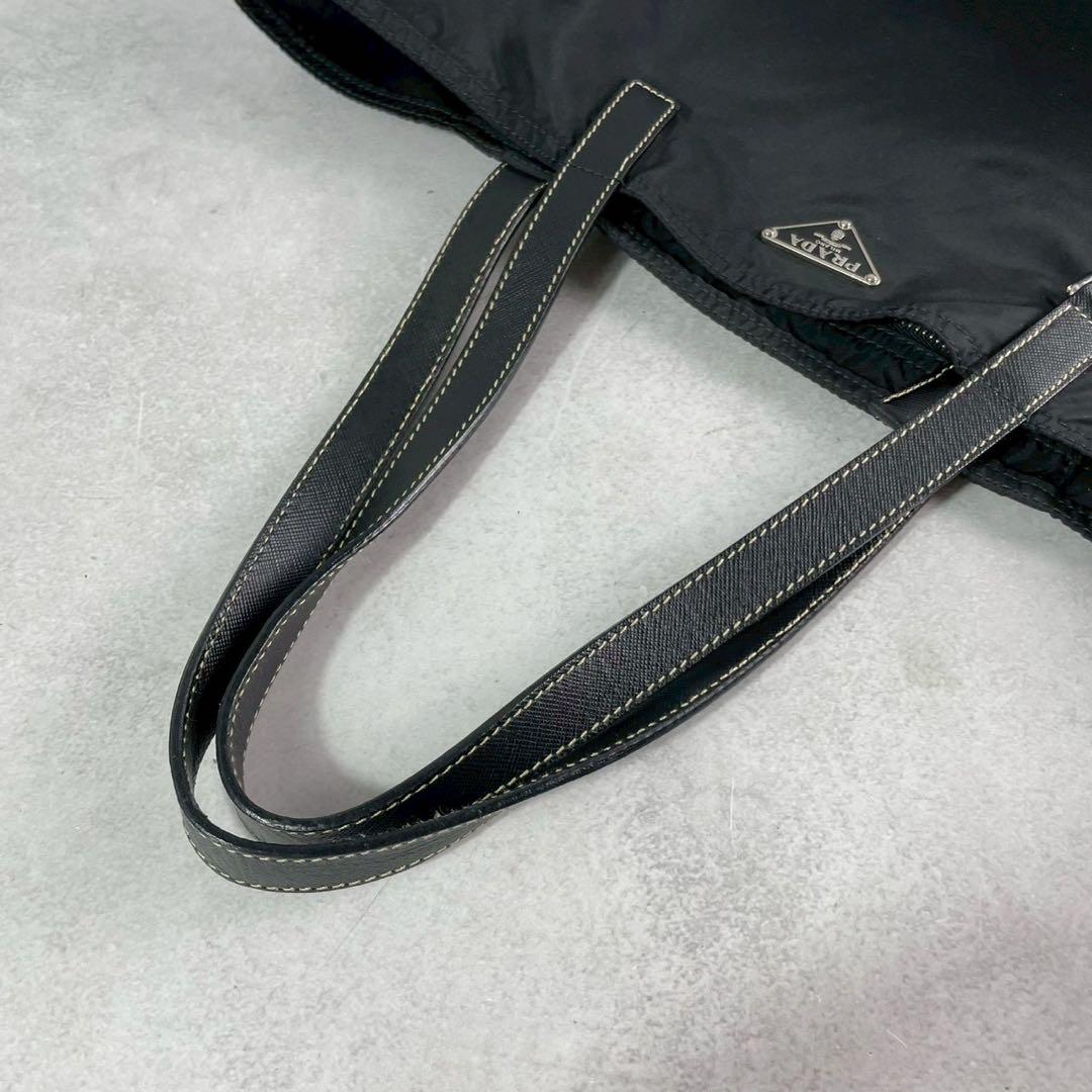 みんみ✨PRADA トートバッグ 黒 テスートナイロン 三角ロゴ カラビナ