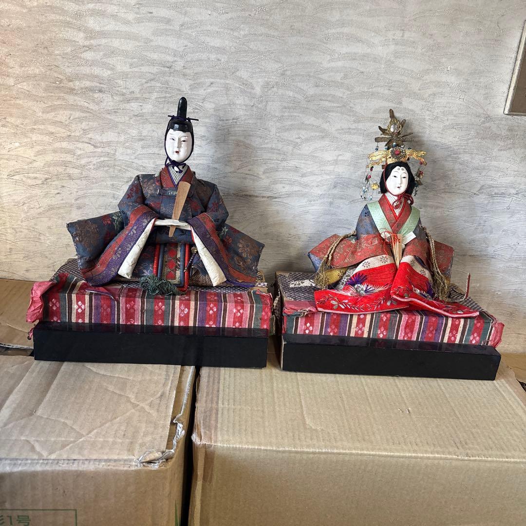 伝統的な雛人形セット 明治時代