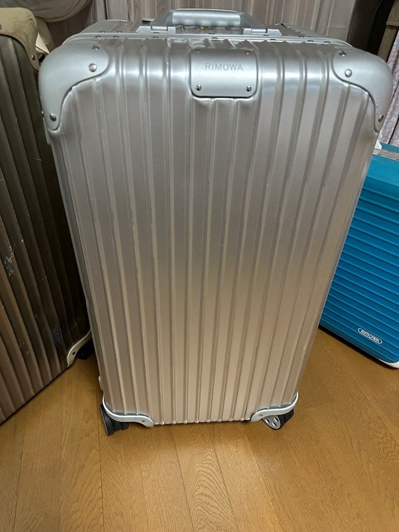 えんおむすび　リモワ アルミ　スポーツ　89L