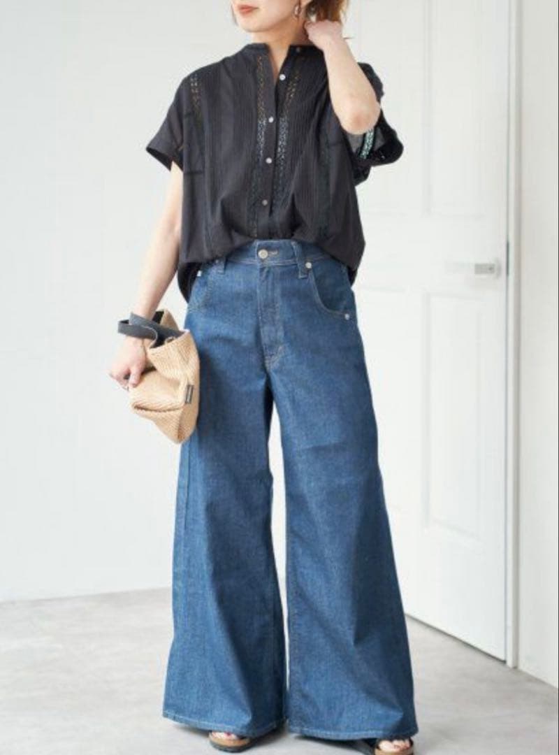 未使用タグ付き　ケミカルレースフレンチブラウス