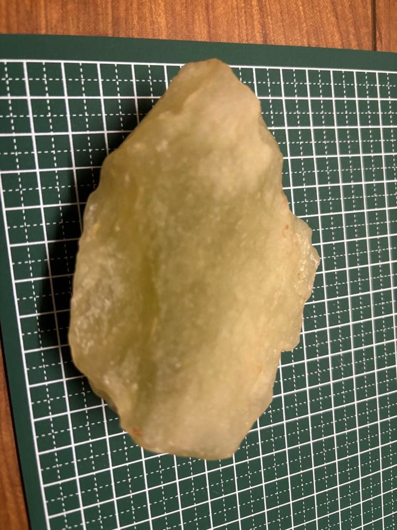 巨大 リビアングラス原石 222g