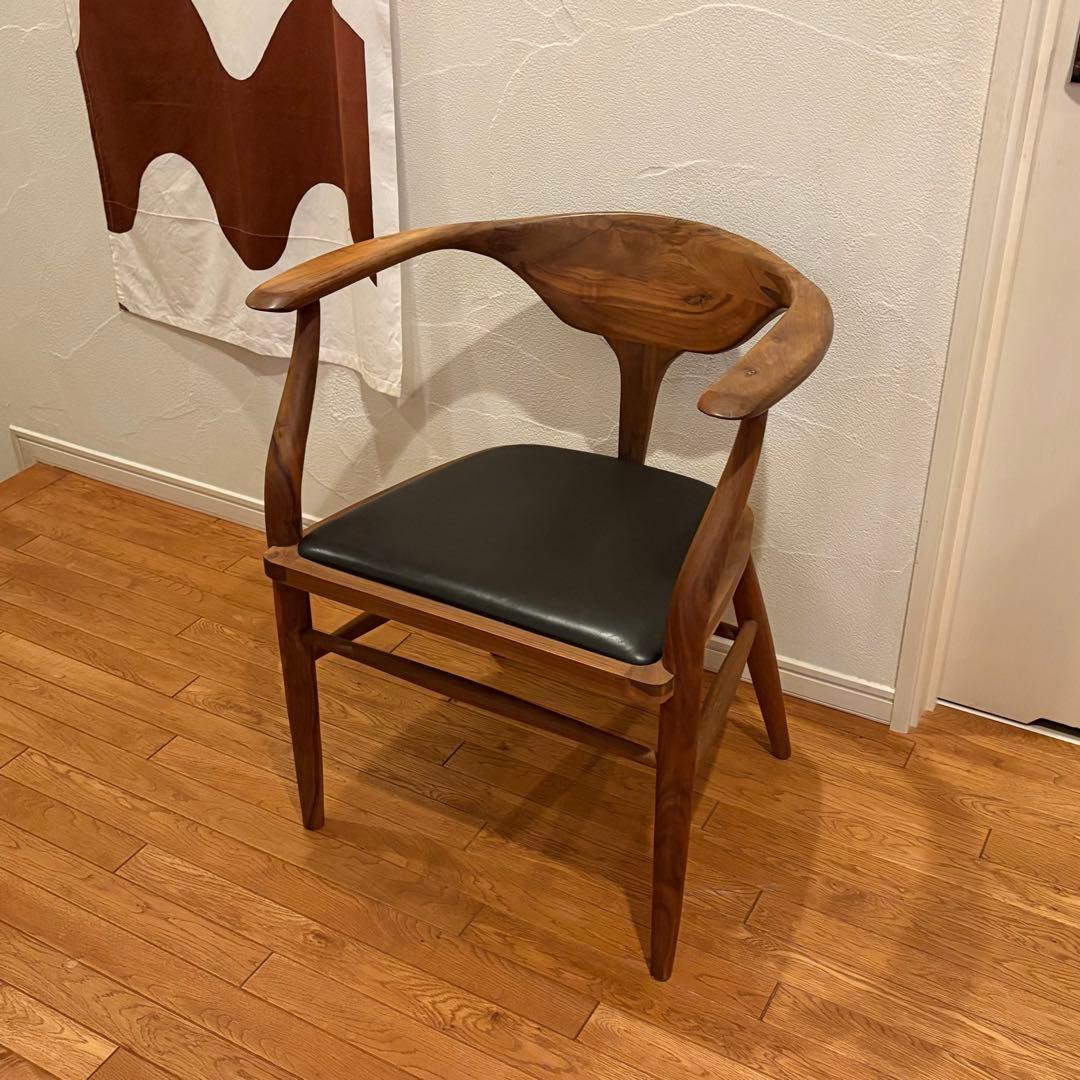 Organic Modernism社 ダイニングチェア