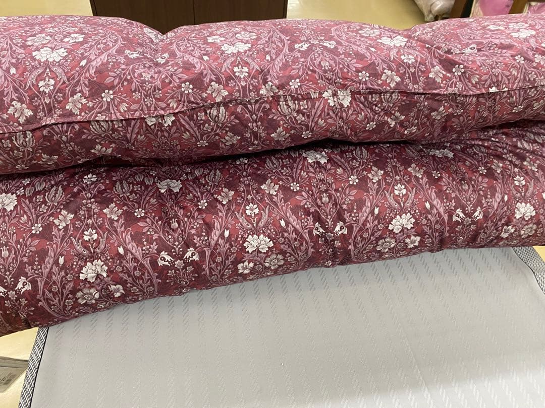 西川　羽毛掛け布団・リバクラブ　ハンガリー産グレーグースダウン９３%・シングル