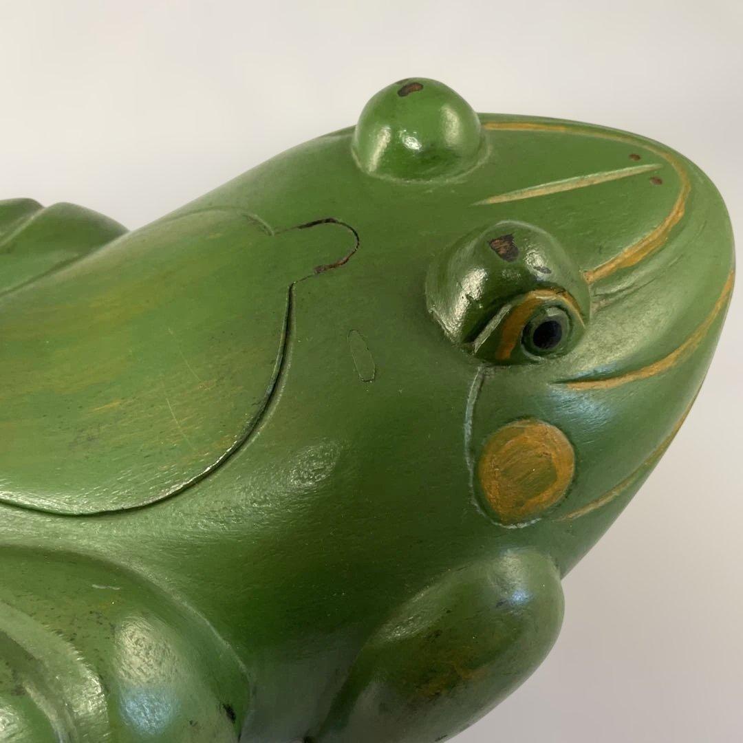 【ヴィンテージ】カエルの木彫り 一木造　小物入れ オブジェ（ハンドメイド）