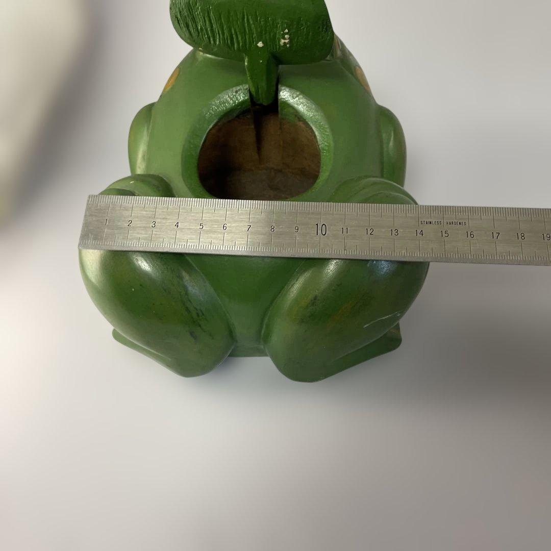 【ヴィンテージ】カエルの木彫り 一木造　小物入れ オブジェ（ハンドメイド）