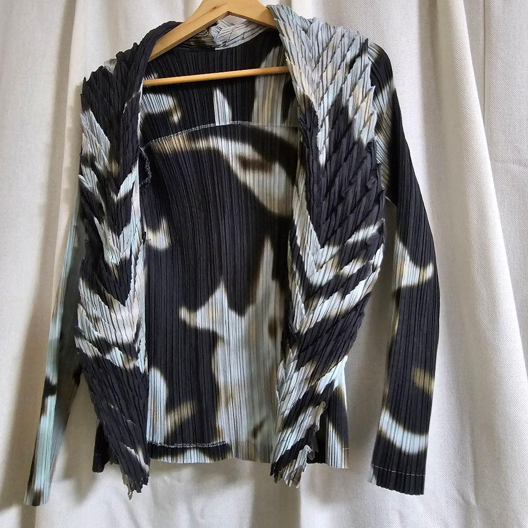 ISSEY MIYAKE FETE　イッセイミヤケ　フェット　プリーツジャケット