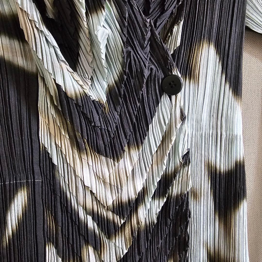 ISSEY MIYAKE FETE　イッセイミヤケ　フェット　プリーツジャケット