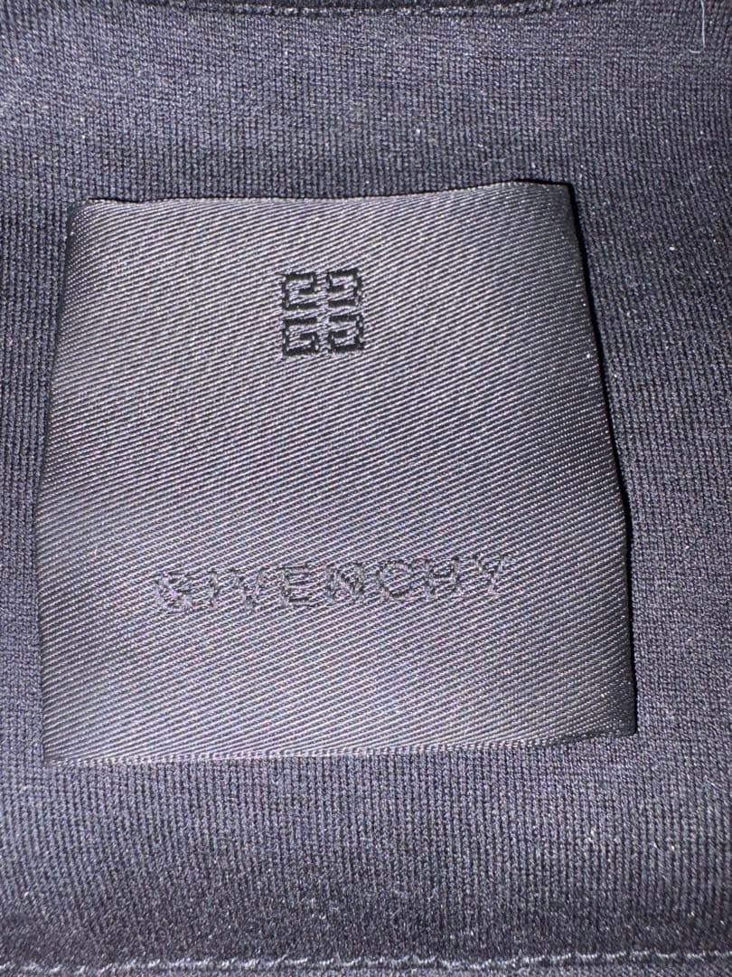 GIVENCHY ブラック Tシャツ値下げ可能！！